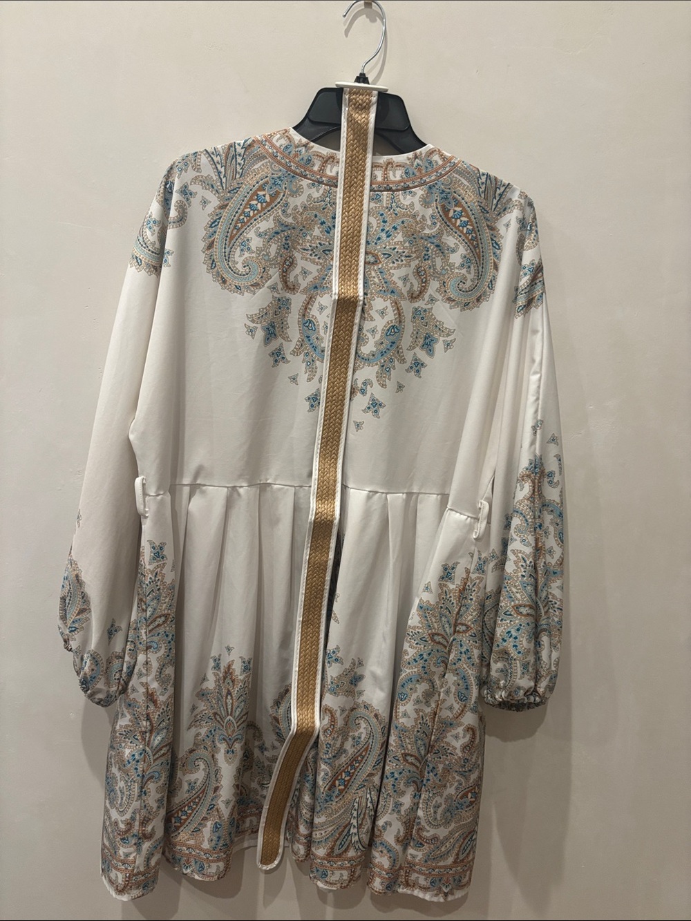 Boho NWOT V-Neck Mini Dress in Ivory with Teal & Tan Paisley - Picture 3 of 10